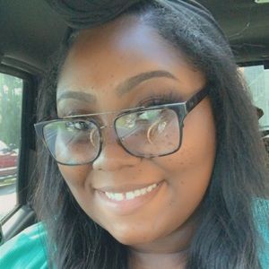 Meet your Posher, Janell